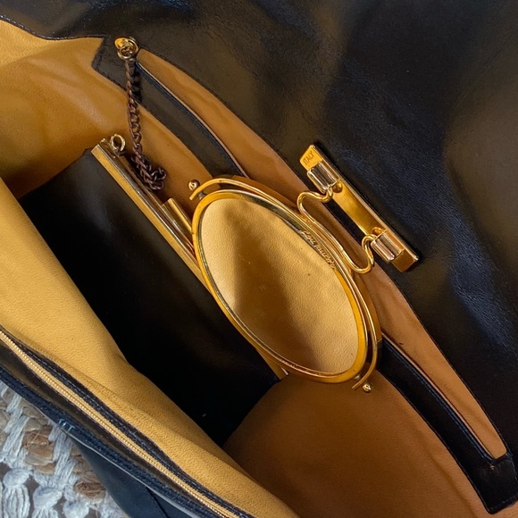 Vintage Lou Taylor clutch - Picture 2 of 9